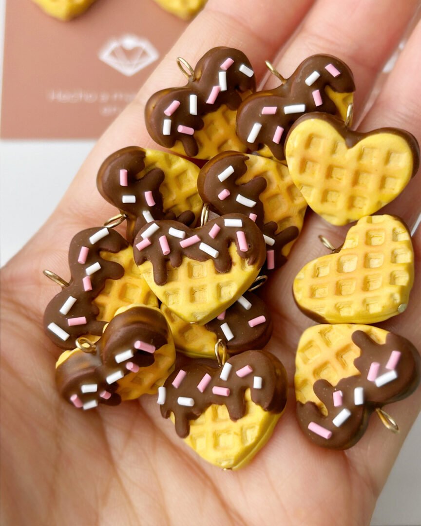 Waffle corazón bañado en chocolate - Imagen 2
