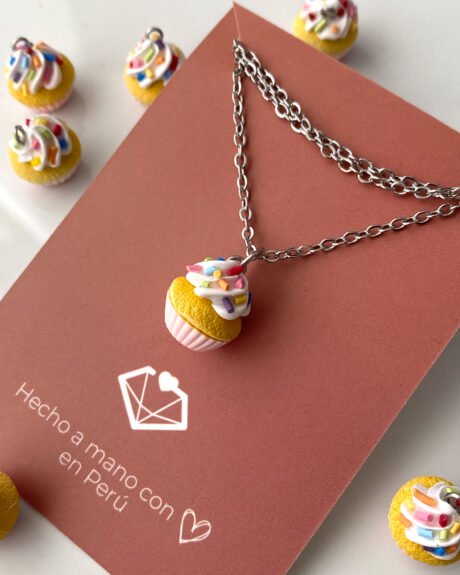 Collar cupcake funfetti
