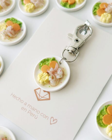 Llavero ceviche peruano