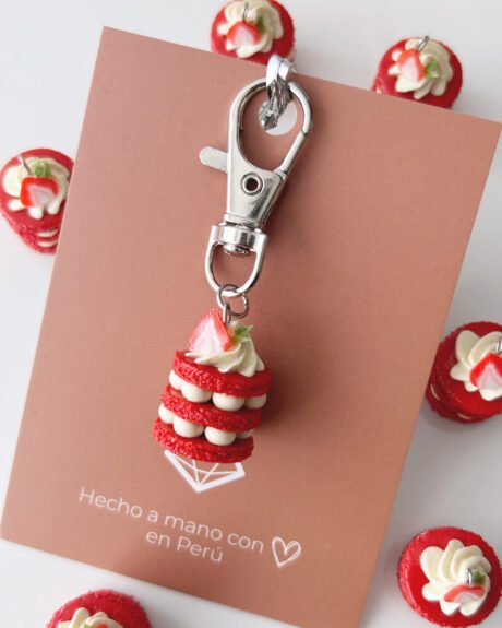 Llavero mini torta red velvet